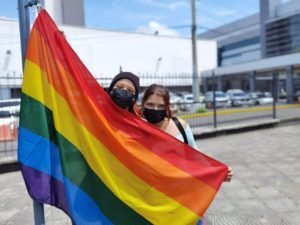 Mujeres, en nuestro mes del orgullo, hagamos patria